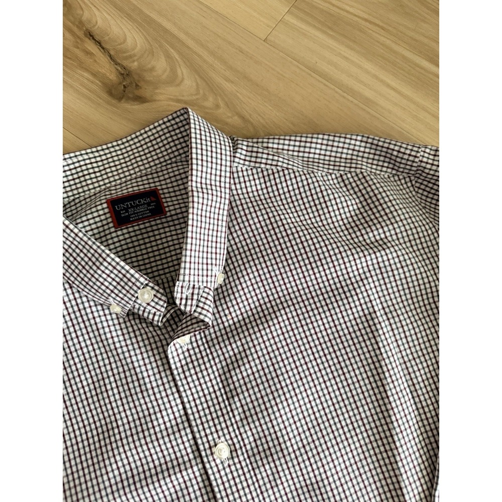 Untuckit Wrinkle Free Size XL Men's Gray Black Red Trim Check Long Sleeve Shirt